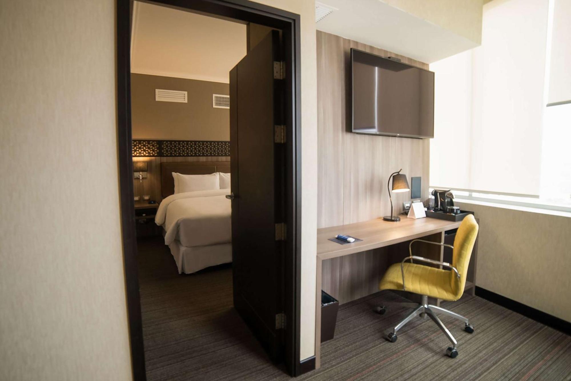 Encalada Doubletree By Hilton Trujillo酒店 外观 照片