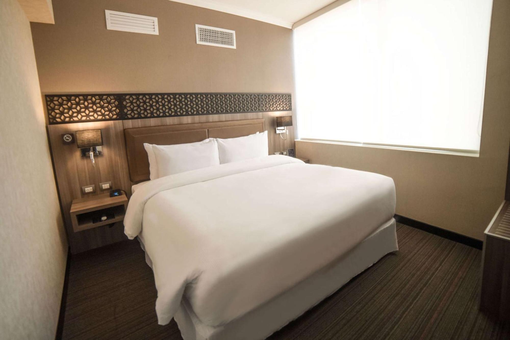 Encalada Doubletree By Hilton Trujillo酒店 外观 照片