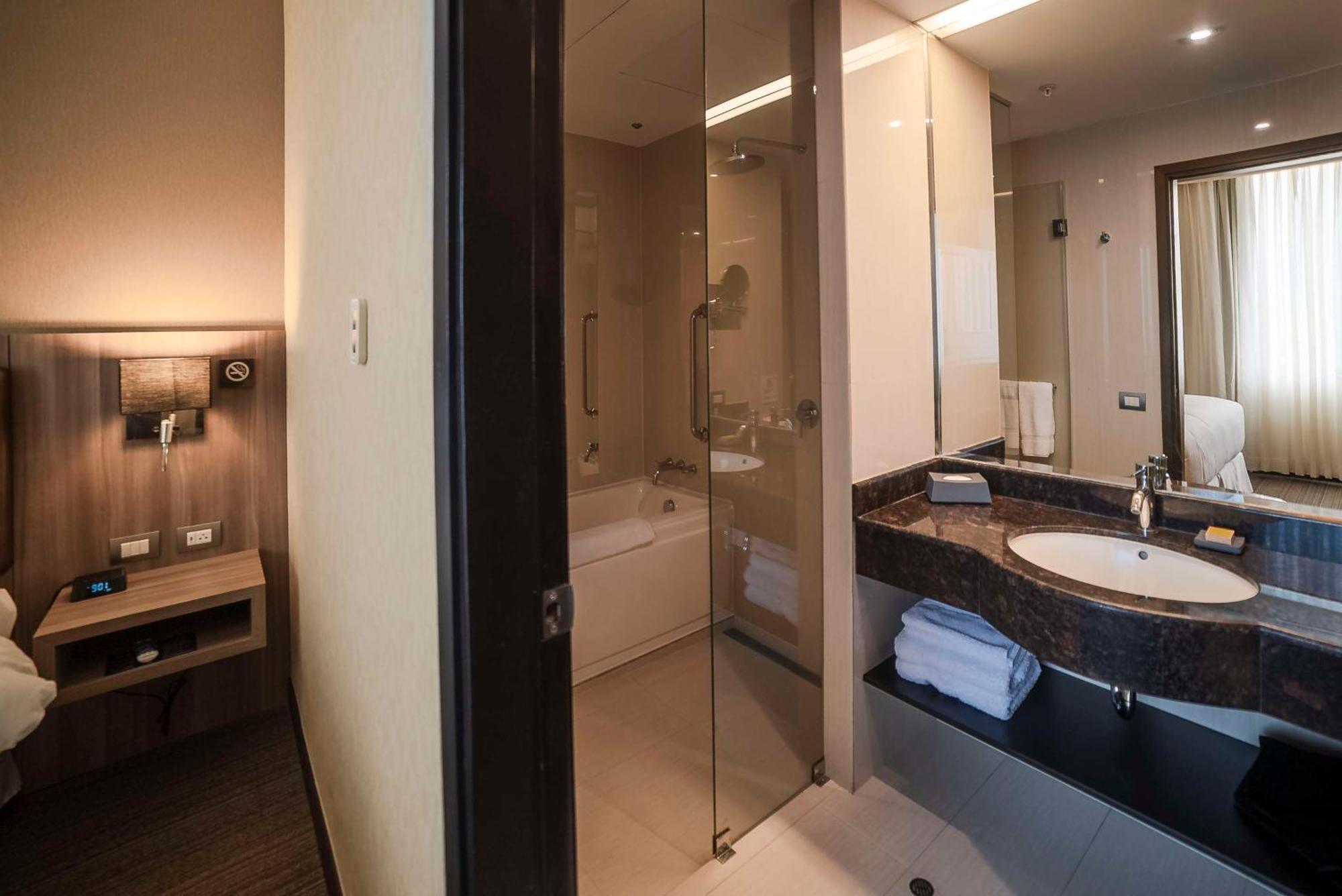 Encalada Doubletree By Hilton Trujillo酒店 外观 照片
